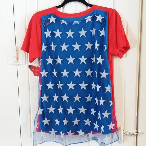 Juniors Wonder Woman Shirt - Picture 2 of 6